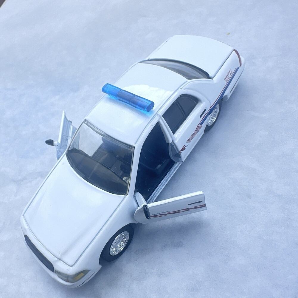 Road Champs 1999 Ford Crowd Police Interceptor Fentress County Sheriff 1:32 A11